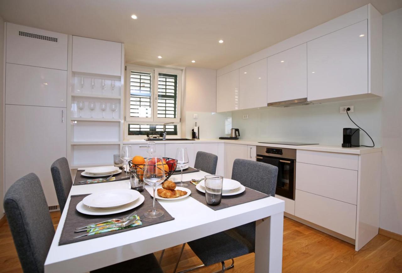 Apartment Volat 希贝尼克 外观 照片