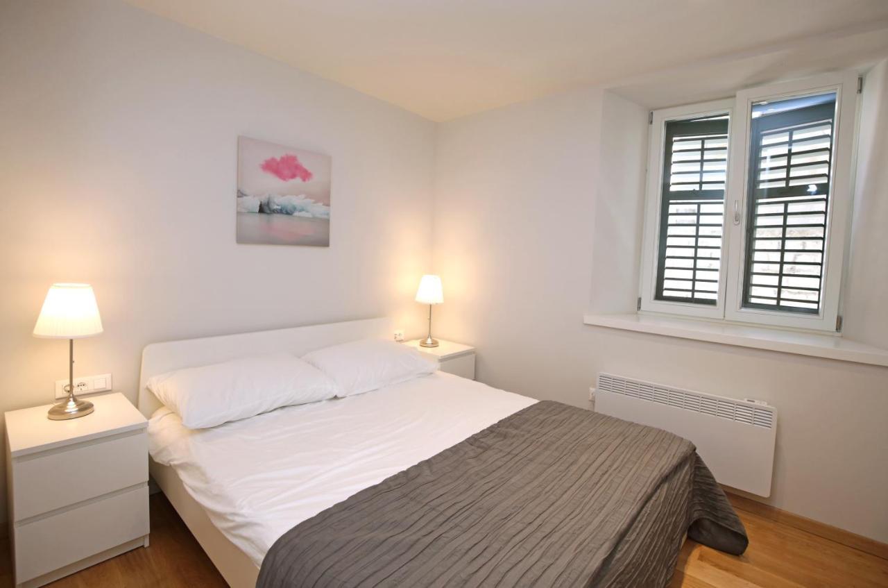 Apartment Volat 希贝尼克 外观 照片